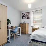 F3 Elizabeth Court Pl1 2Dh