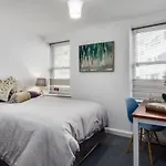 F3 Elizabeth Court Pl1 2Dh