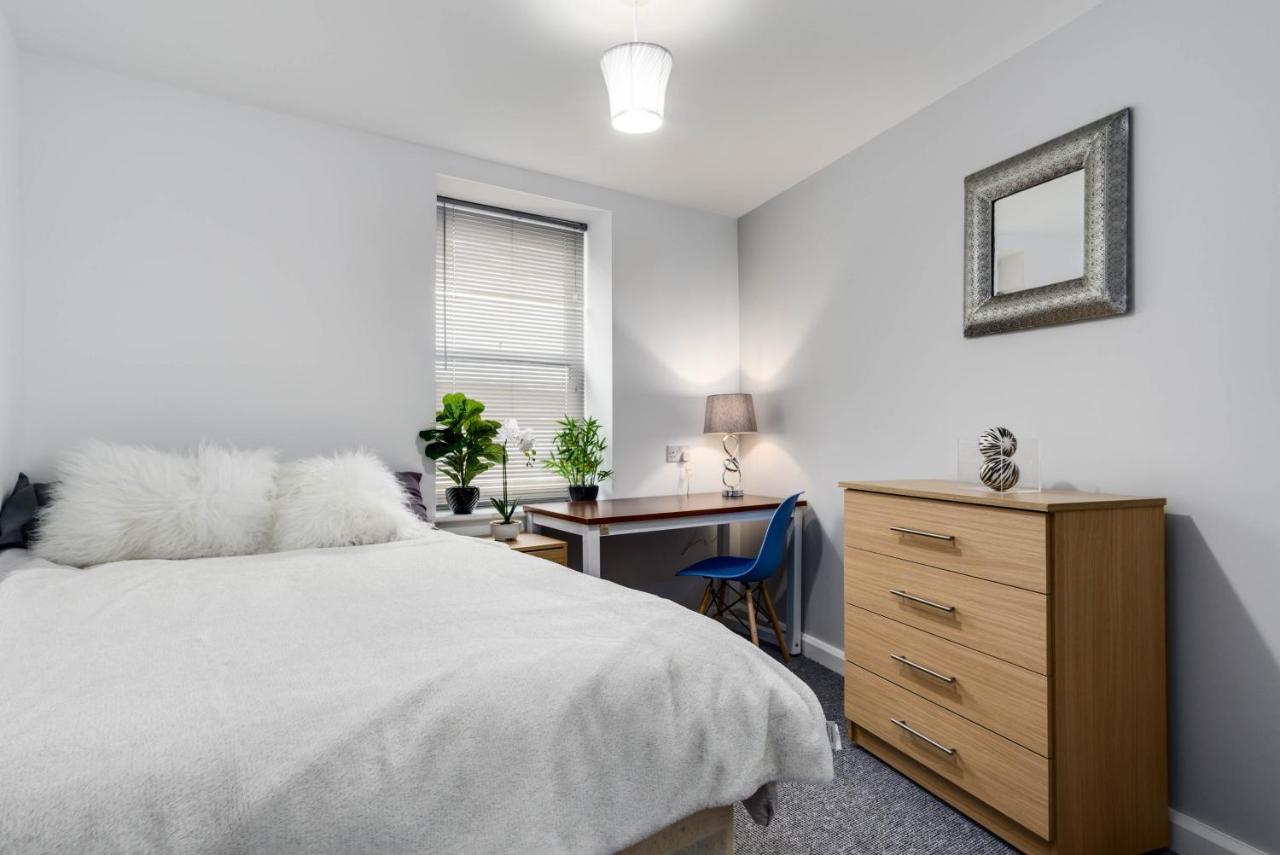 F3 Elizabeth Court Pl1 2Dh